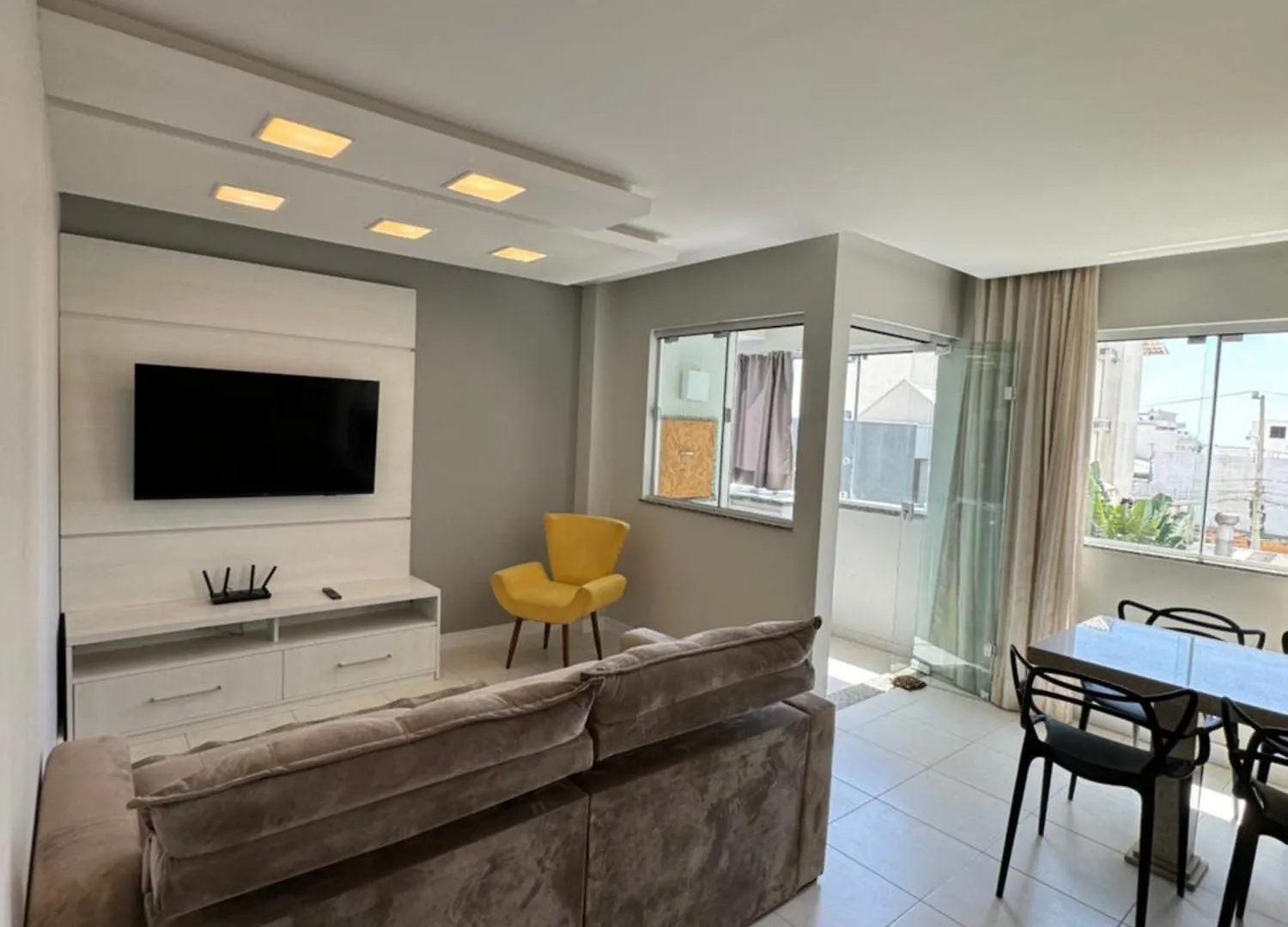 ItajaíAp Bella Bravaアパートメント